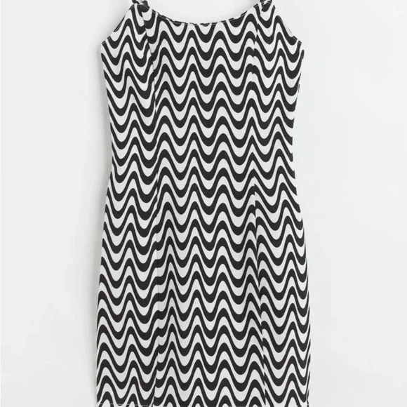 h&m divided dress black and white Zapakasa Women Black and White Satin Black Tie Dress with Slit Mermaid  Strapless Long Formal Dress main image 0